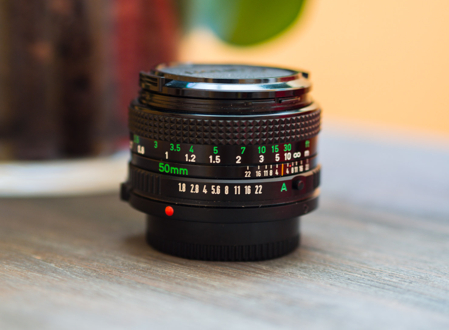 Canon FDn 50mm f/1.8 lens
