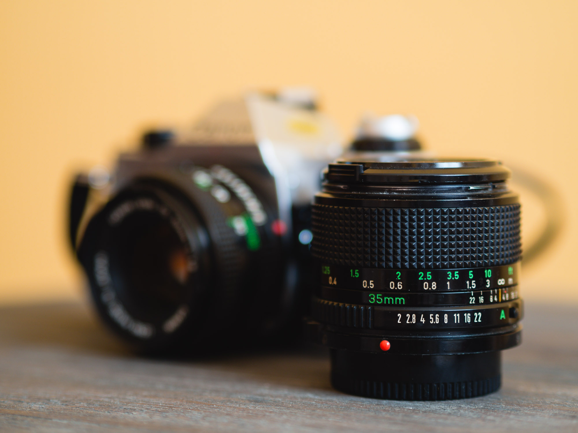 Canon FDn 35mm f/2 lens